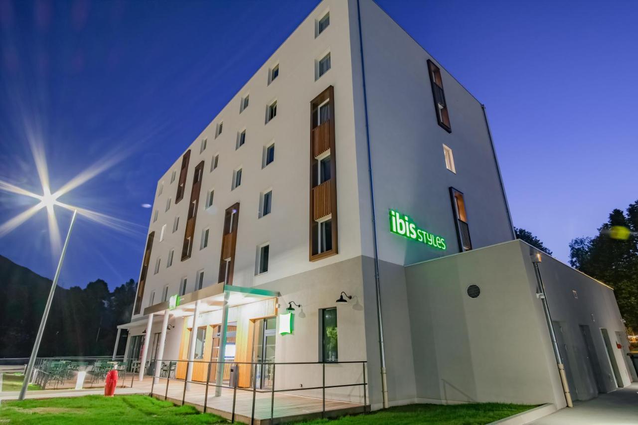 Ibis Styles Albertville Exterior photo