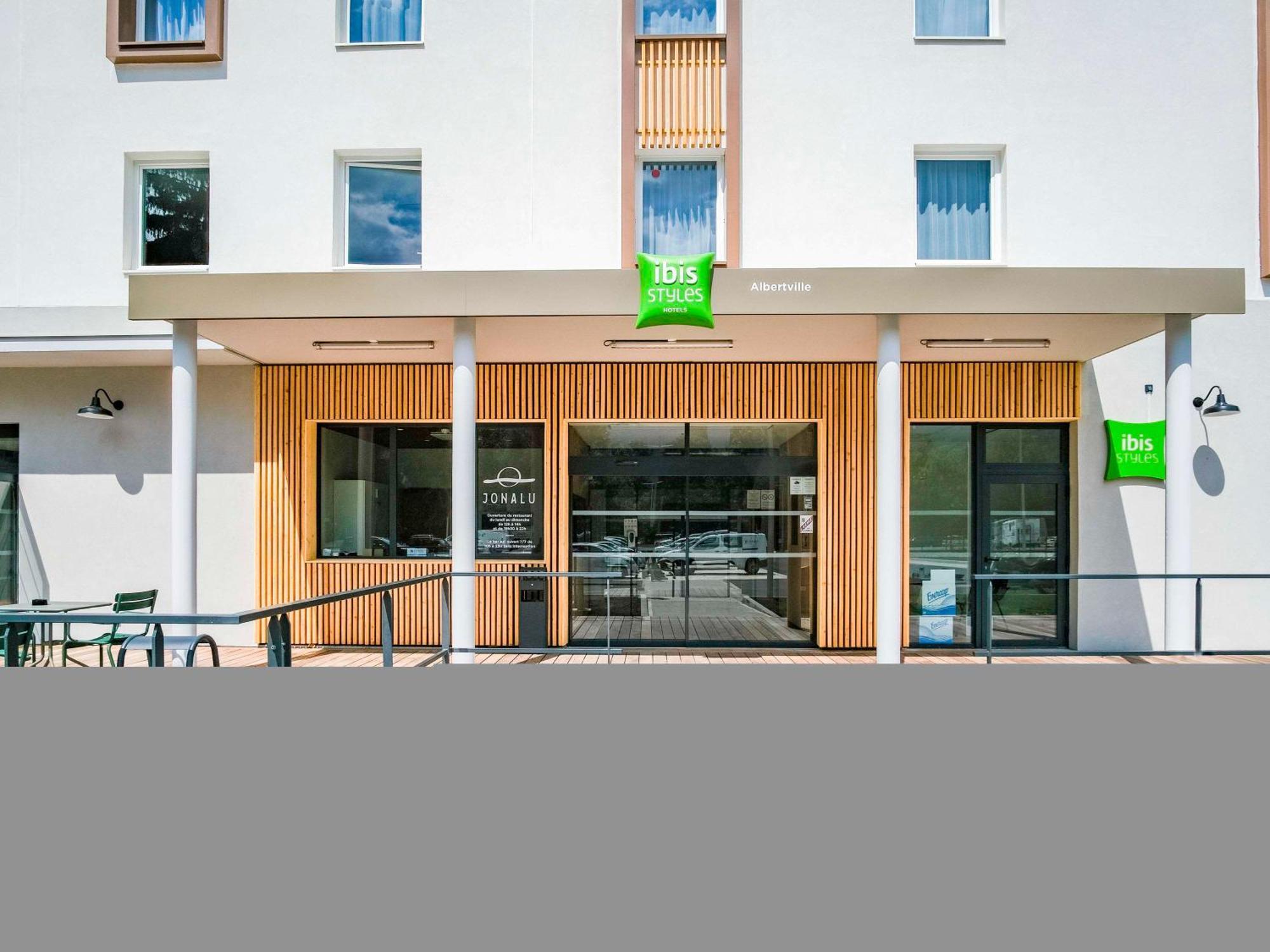 Ibis Styles Albertville Exterior photo