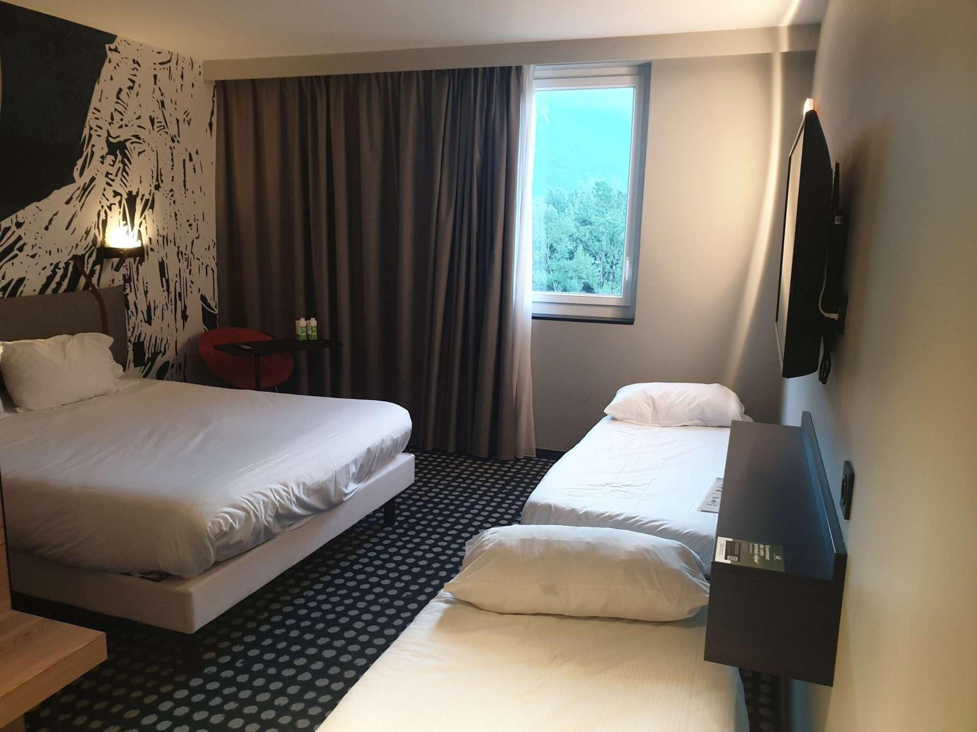 Ibis Styles Albertville Exterior photo
