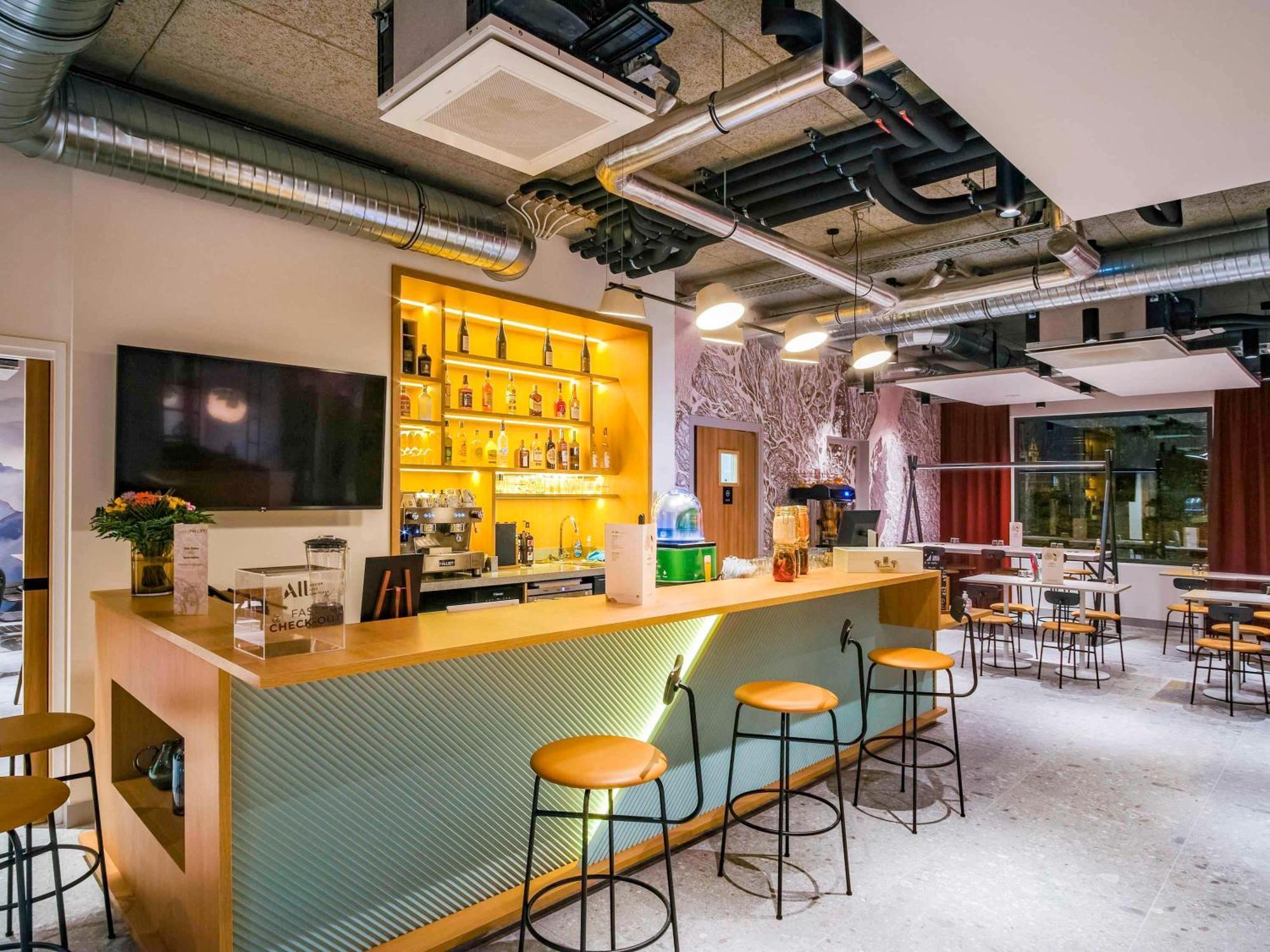 Ibis Styles Albertville Exterior photo