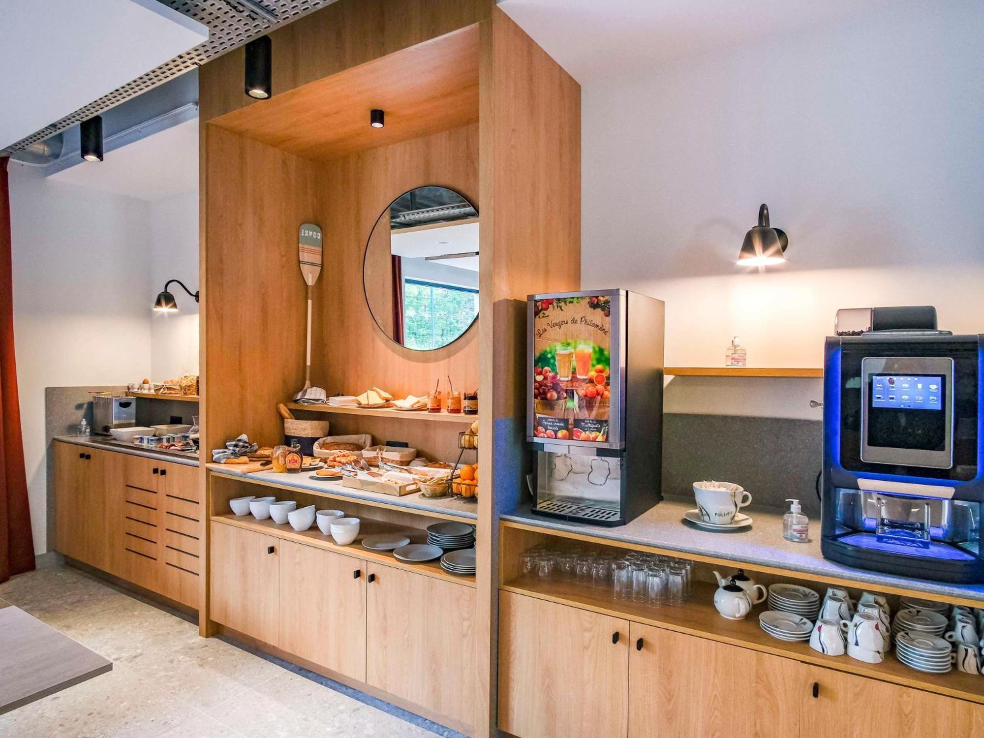 Ibis Styles Albertville Exterior photo