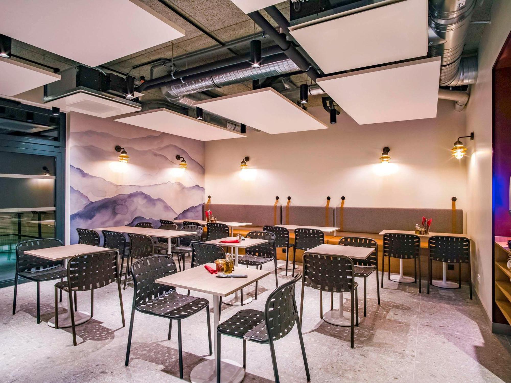 Ibis Styles Albertville Exterior photo